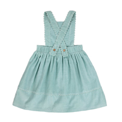 Earla Pinafore