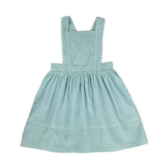 Earla Pinafore